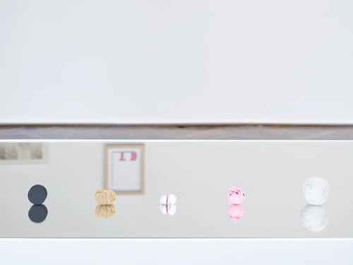 Small but dangers, Natura morta. Installation view, MGLC Grad Tivoli, 2025/2026.