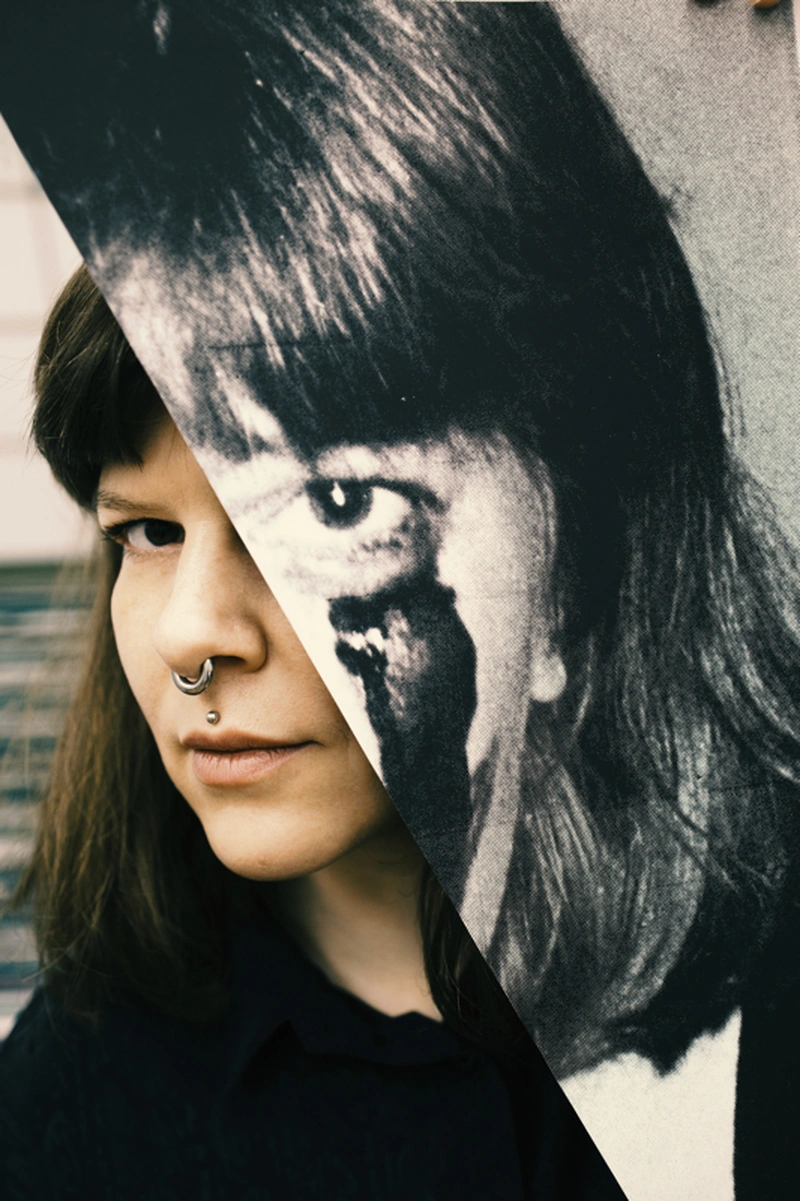 Between Portrait and Impression, sales exhibition of prints and photography exhibition