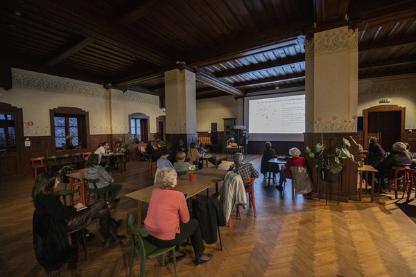 Predavanje v sklopu projekta Stara celina, MGLC Švicarija. Foto: Urška Boljkovac. Arhiv MGLC.